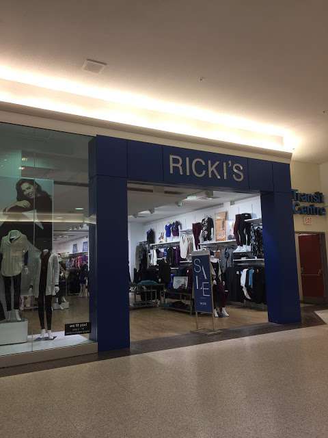 Ricki's